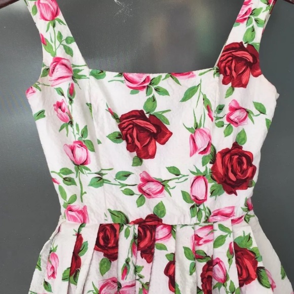 Pink red Rose pattern Betsey Johnson pinup dress sexy runway - Picture 2 of 5